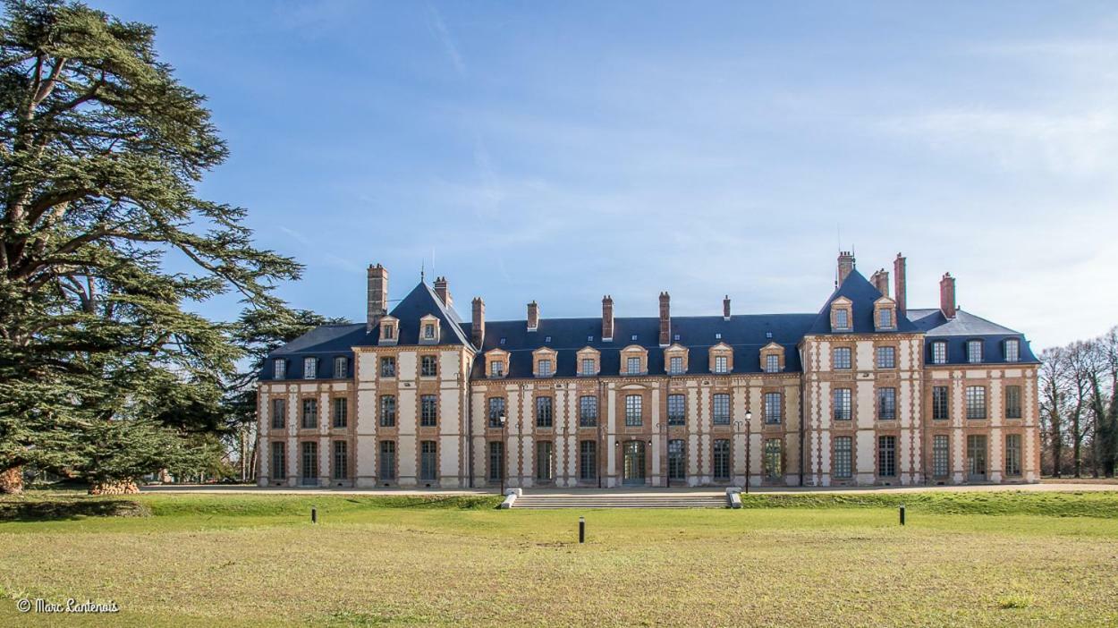 Exceptionnel Chateau Pres De Paris Abondant Exterior foto