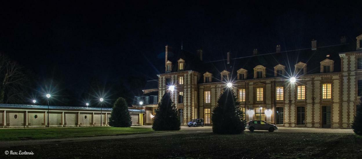 Exceptionnel Chateau Pres De Paris Abondant Exterior foto