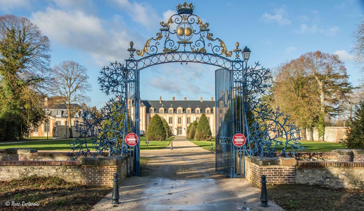 Exceptionnel Chateau Pres De Paris Abondant Exterior foto