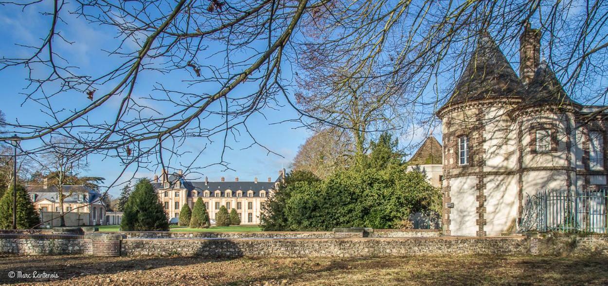 Exceptionnel Chateau Pres De Paris Abondant Exterior foto